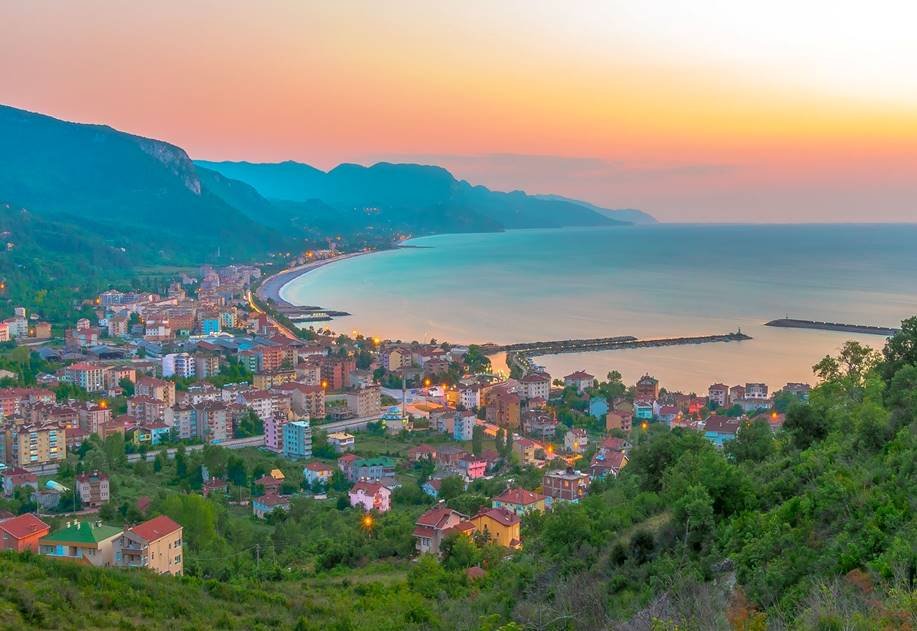 Cide Merkez Sahili