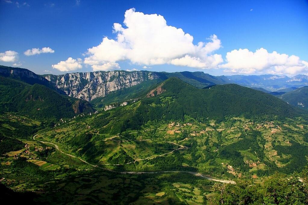 Loç Vadisi