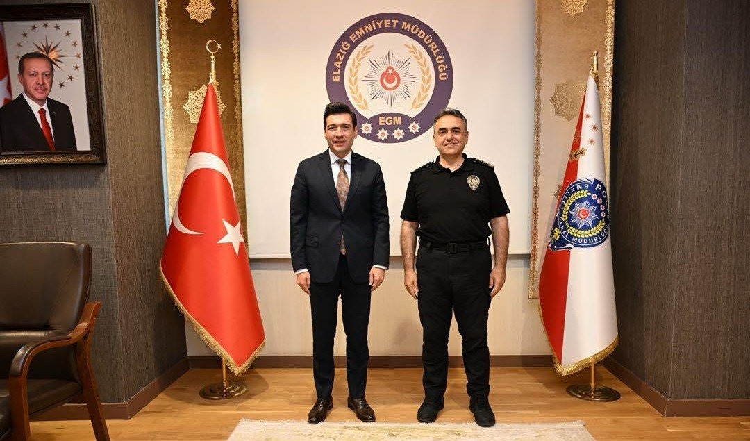 Yeni Cide Kaymakamı Furkan Atalık'tan Veda ve Nezaket Ziyareti