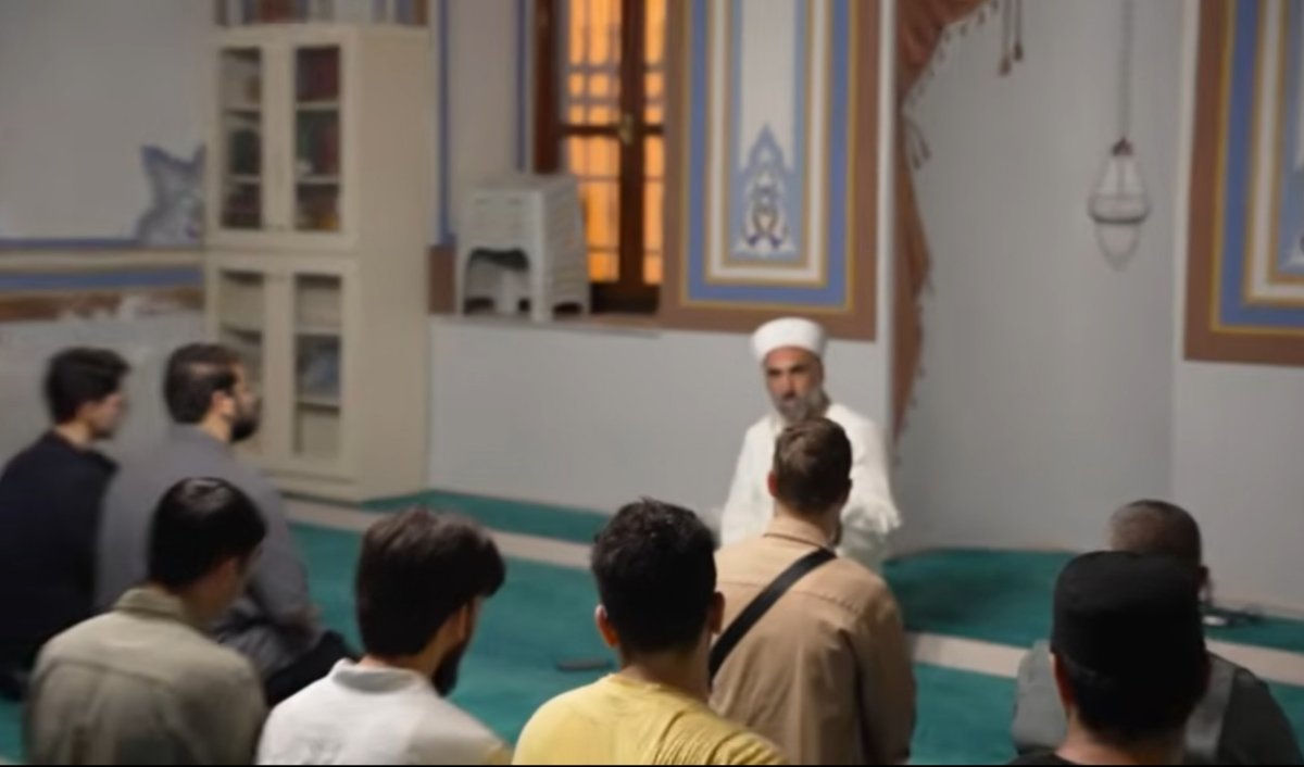 Bir Davetle Cami Doldu, Gönüller Isındı