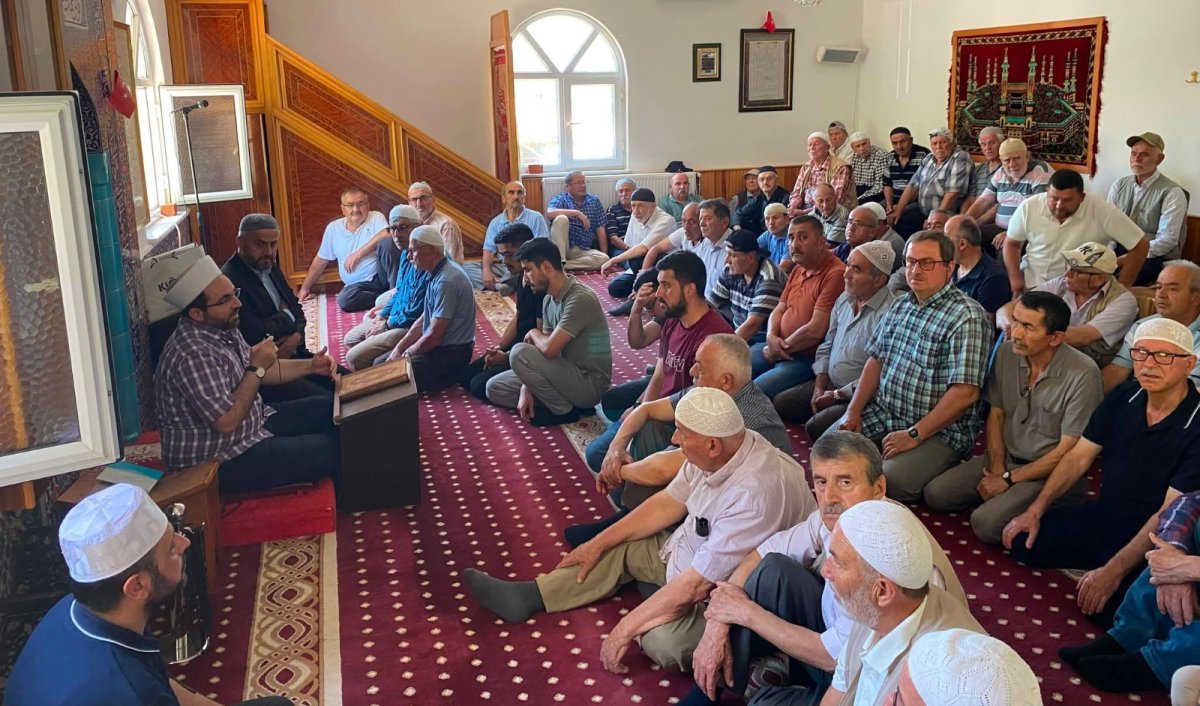 Cide'de Aşura Programında Gönüller Buluştu