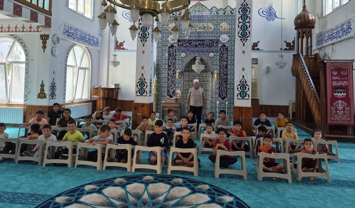 Cide’de Yaz Kur’an Kursları Yoğun Katılımla Başladı