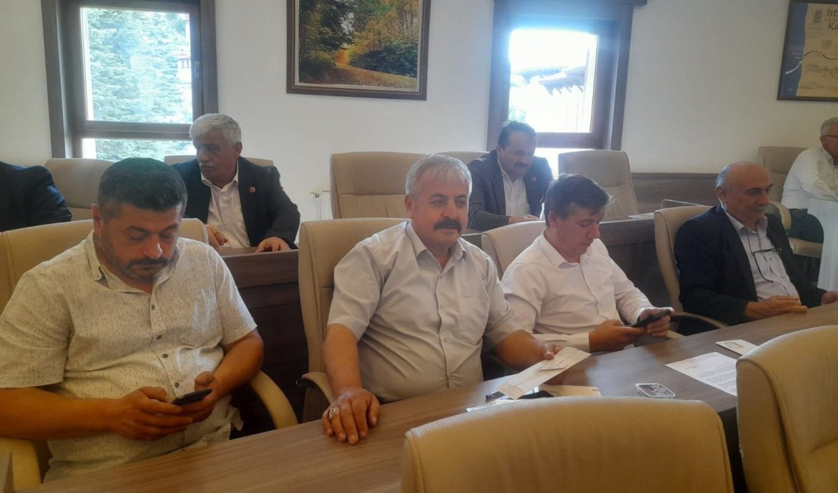 Selim Gün: “Cide’de Dokunulmadık Köy Bırakmamak İçin Çalışıyoruz”